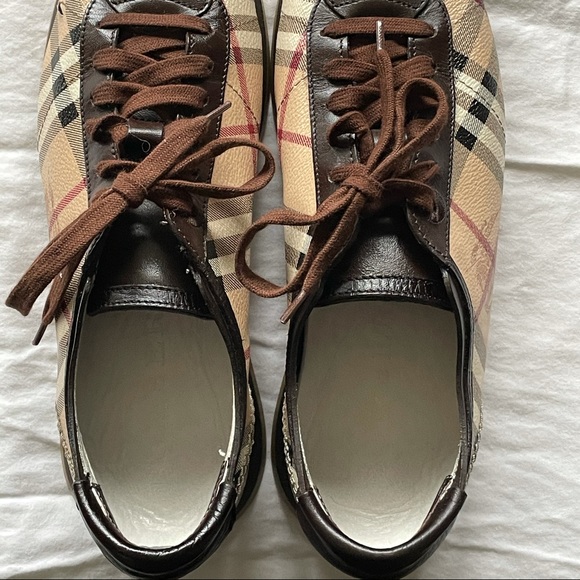 Burberry London Women’s Sneakers - Picture 9 of 12